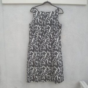 Ann Taylor Dress Chic and Polished Black and White Geometric Print Size 14